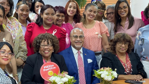 Bergés ofrece charla a colaboradoras de Promipyme con motivo del Día Internacional de la Mujer